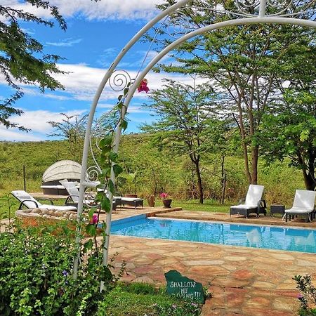 Osero Lodge Ololaimutiek Ngoại thất bức ảnh
