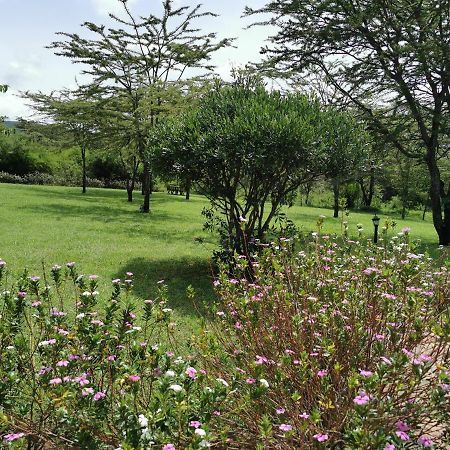 Osero Lodge Ololaimutiek Ngoại thất bức ảnh