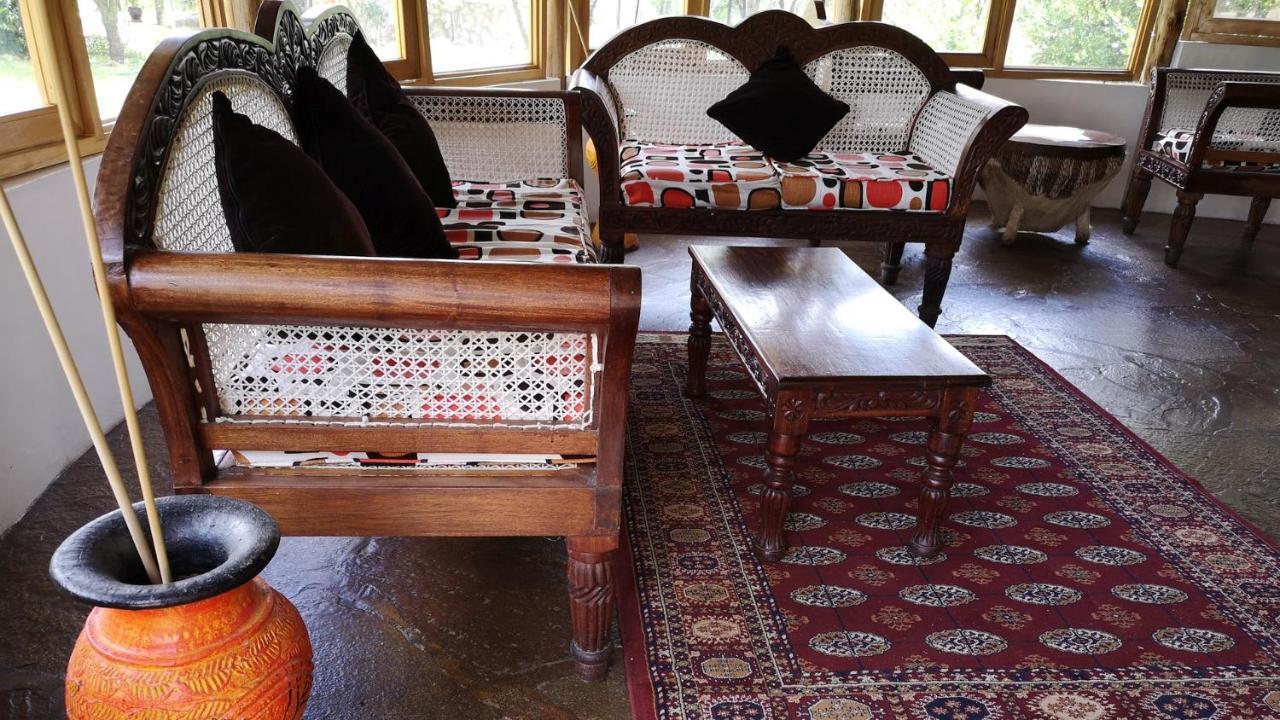Osero Lodge Ololaimutiek Ngoại thất bức ảnh