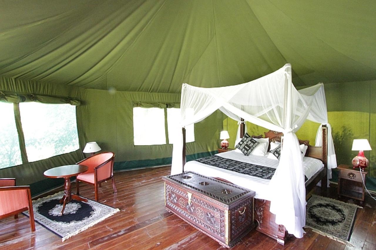 Osero Lodge Ololaimutiek Ngoại thất bức ảnh